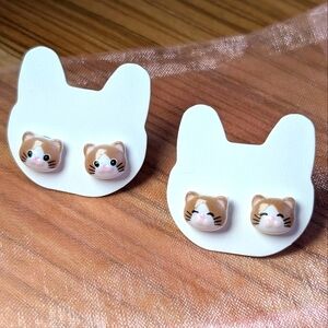 NEW Kitten earrings acrylic BROWN caramel tan stud New HANDMADE cats Teen